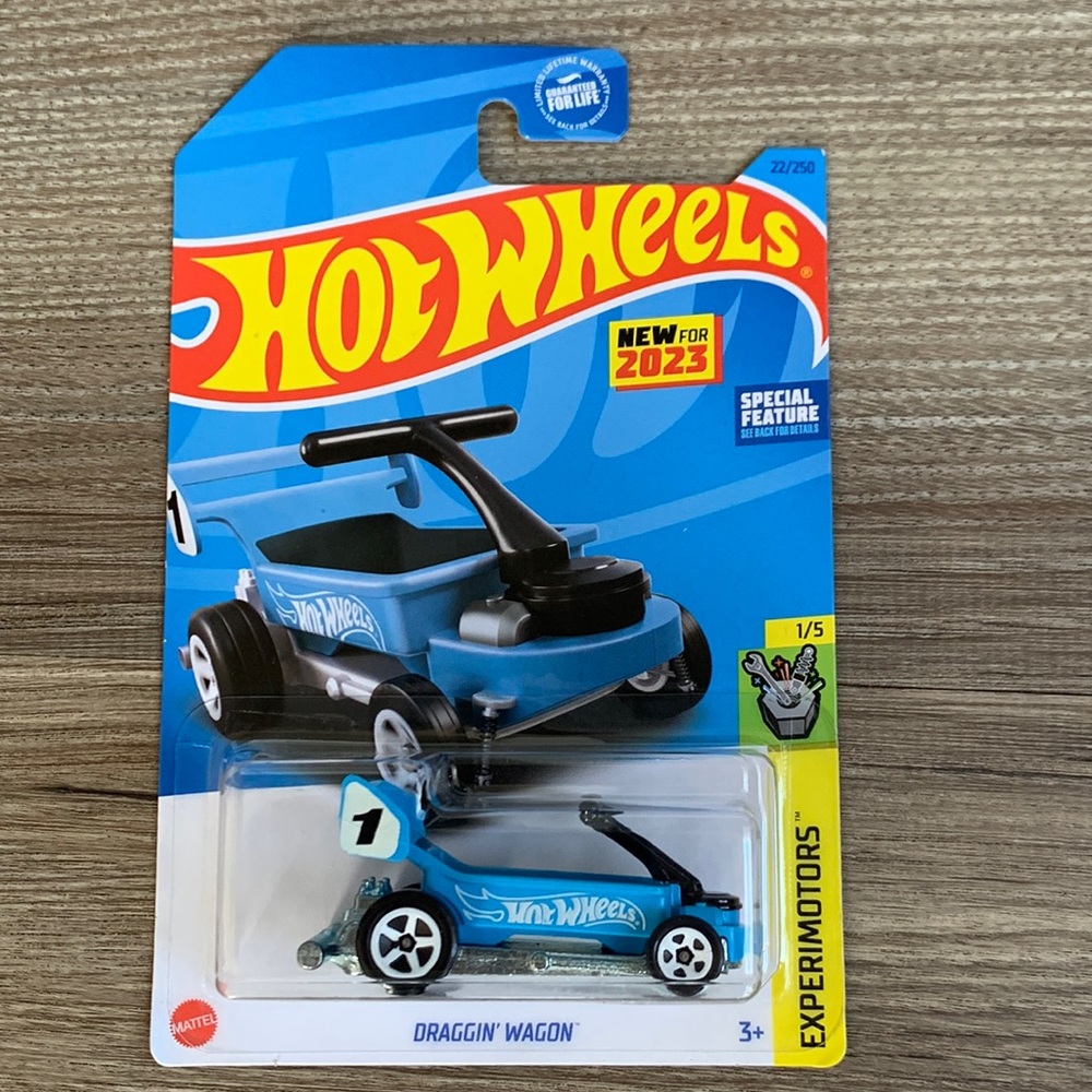 Hot Wheels Draggin Wagon Vehicle Hotwheels Special Feature New Mainline 2023